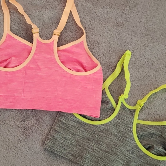 2 Old Navy Sports Bras - Picture 3 of 3